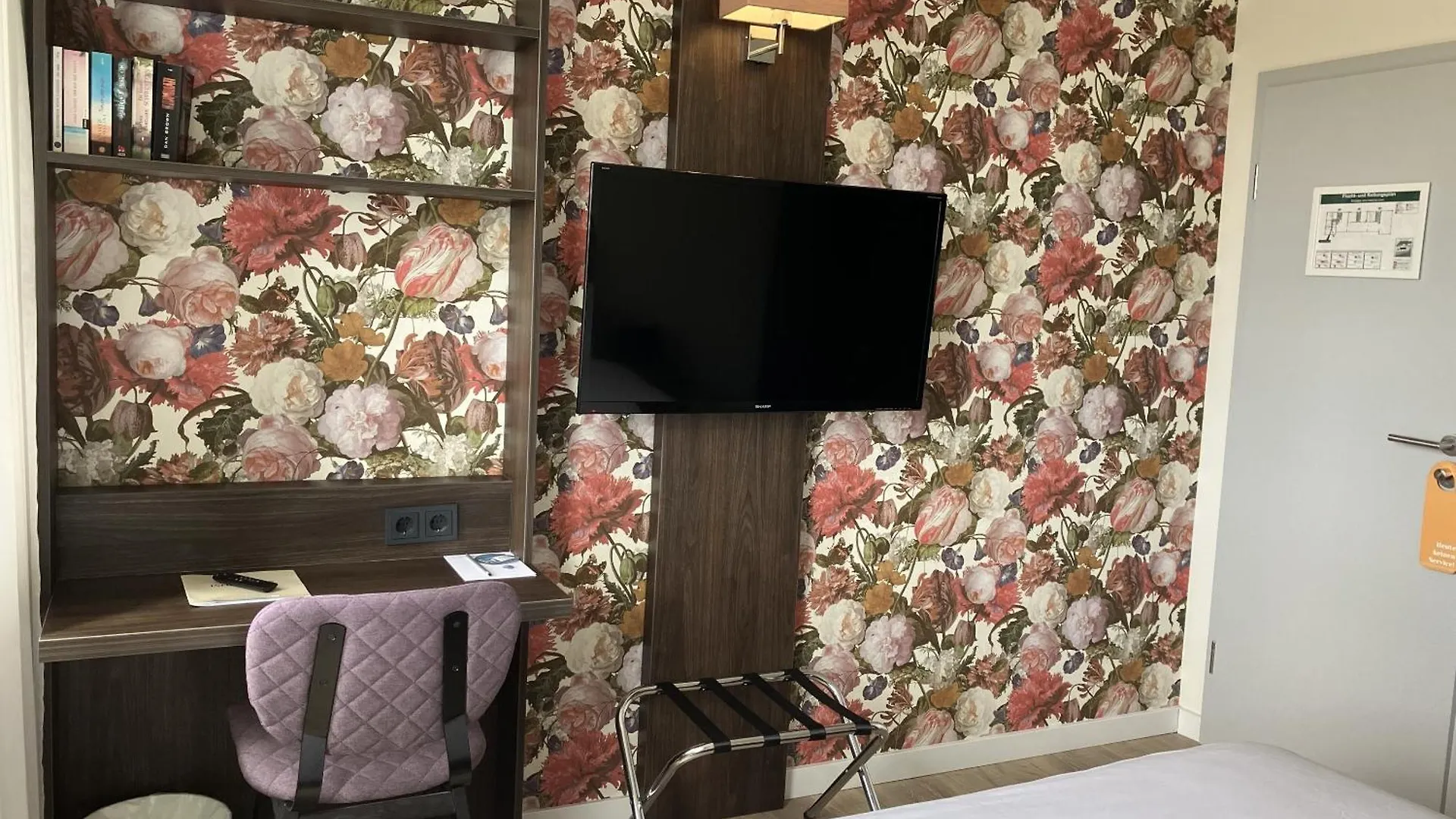 Hotel Fährhaus km734 Düsseldorf